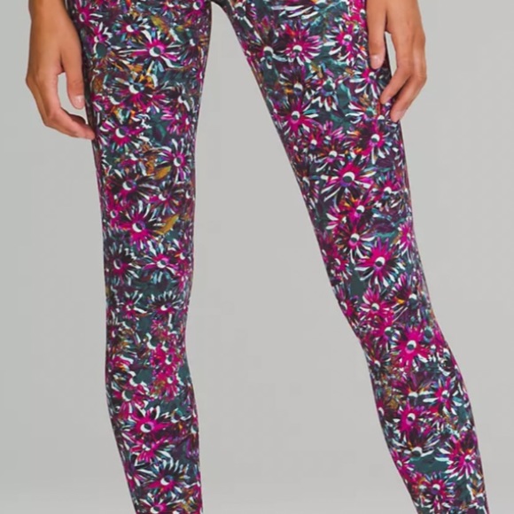 Lululemon base pace hr tight 25” - Picture 2 of 7